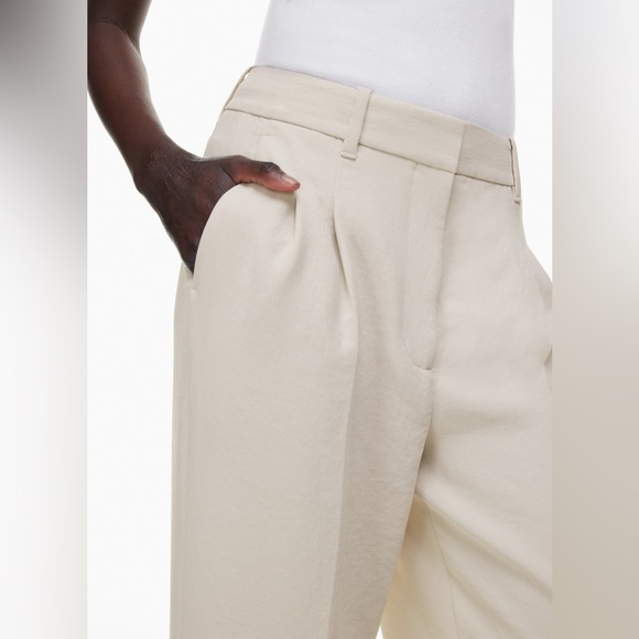 Aritzia Wilfred Effortless Pant - matte pearl, sz 4 - Picture 4 of 9